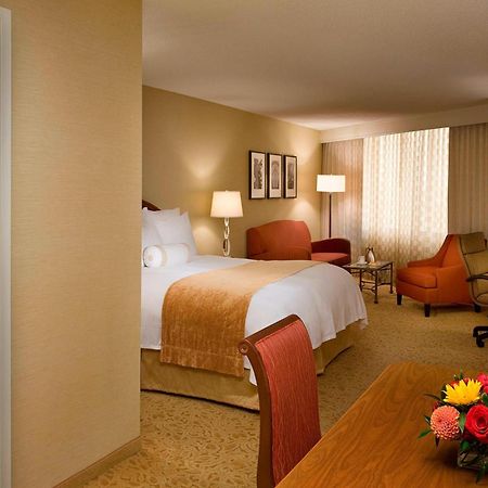 Toronto Airport Marriott Hotel Dış mekan fotoğraf