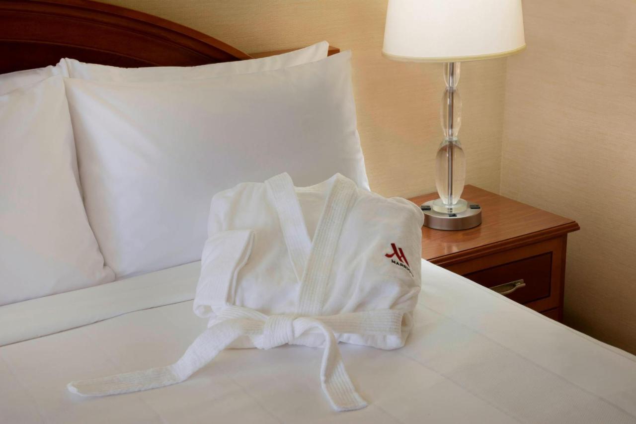 Toronto Airport Marriott Hotel Dış mekan fotoğraf